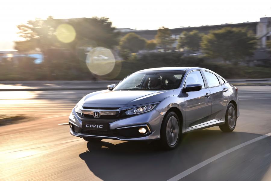  Honda Civic Elegance Sedan (FC1) 2019 года  (ZA) (фото 3 из 18)